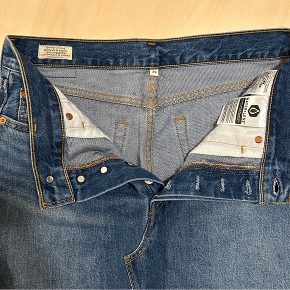 Levi’s denim mini skirt - Picture 4 of 5